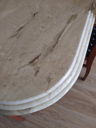 Mesa de Comedor de Mármol