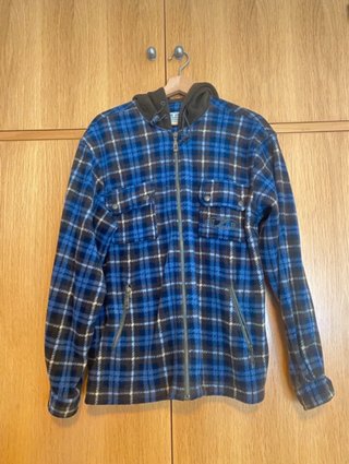 Chaqueta de cuadros con capucha