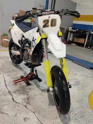 Husqvarna 450 Supermoto
