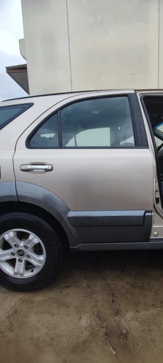 Puerta Trasera Derecha Kia Sorento