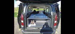 Mueble Camper y Oscurecedores Peugeot Rifter