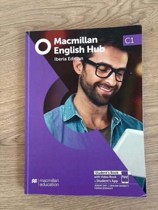 Macmillan English Hub, C1. Student's book, with...