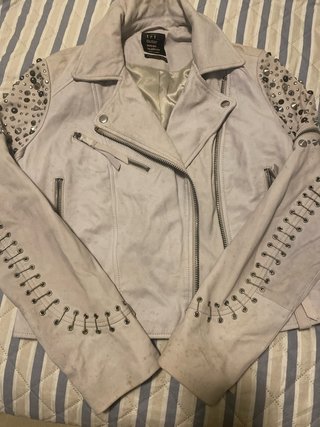 Chaqueta de piel con tachuelas Zara TRFno envio