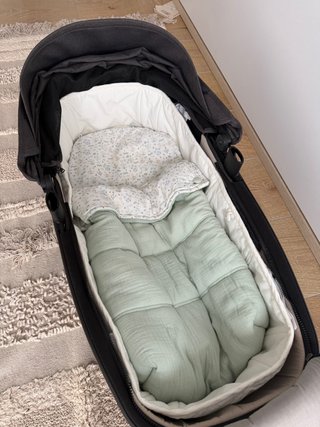 Capazo Joolz Hub+ con saco Bambino
