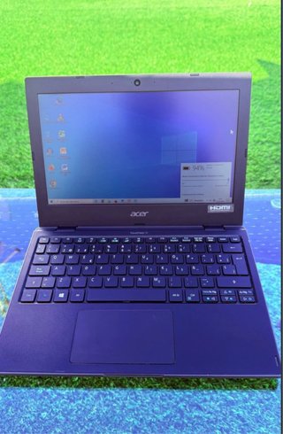 Portátil Acer TravelMate B