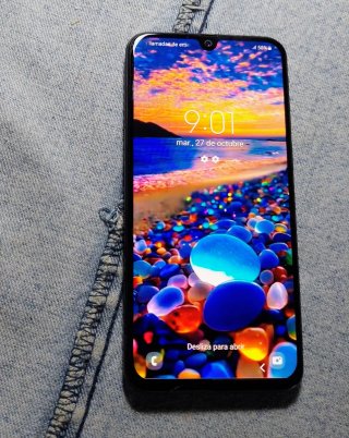 Samsung Galaxy A40  4/64GB