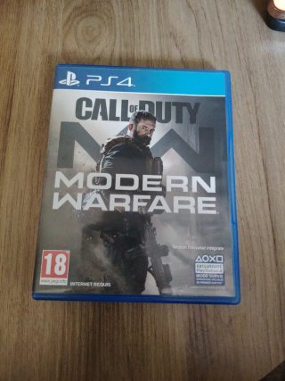 Call of Duty: Modern Warfare (PS4)