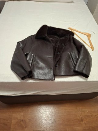 Cazadora Reversible Zara Marrón.