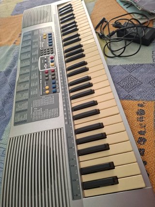 Teclado Bontempi System 5 Plus 61 teclas