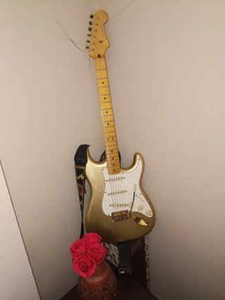 Guitarra Eléctrica Squier Classic Vibe