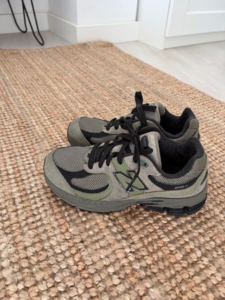 Zapatillas New Balance 2002R