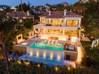 Chalet en alquiler en Las Brisas en Marbella