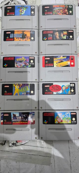 8 Cartucce Super Nintendo (SNES)
