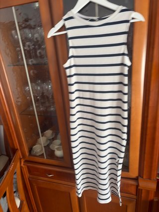 Vestido largo rayas blanco y negro pull&bear, t.M