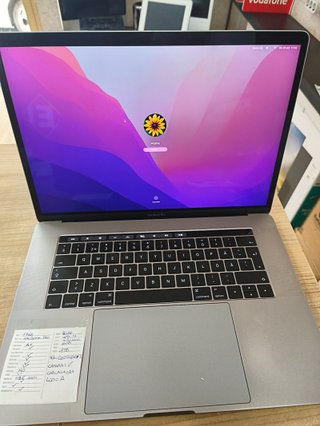 MacBook Pro 16 GB RAM 15"" 2016 MacBook Pro"Core i7" 2.8 15" Touch/Mid-2017