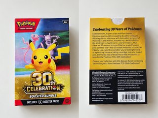 Pack Pokémon 30 Aniversario Booster Bundle