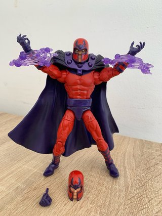 Figura Magneto Marvel Legends
