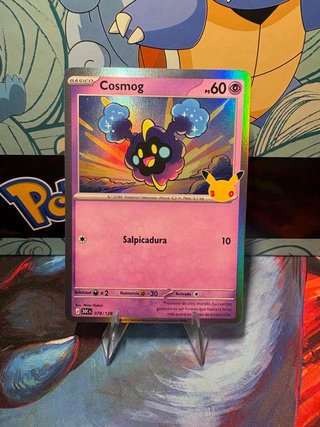 Carta Pokémon Cosmog - Edición 25 Aniversario