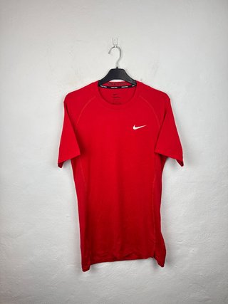 Nike Pro T-Shirt Red Size M Athletic Sportswear