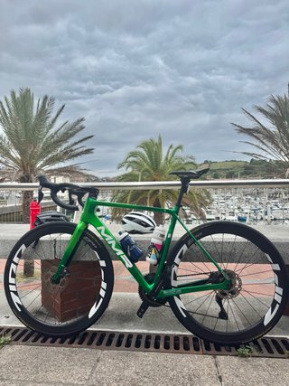 Bicicleta MMR Adrenaline SL Team Caja Rural 2024
