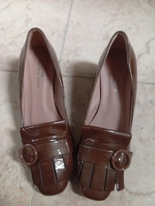 Zapatos de charol Gloria Ortiz