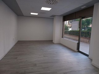 Local comercial en alquiler en Cerrillo de Maracena - Periodistas en Granada