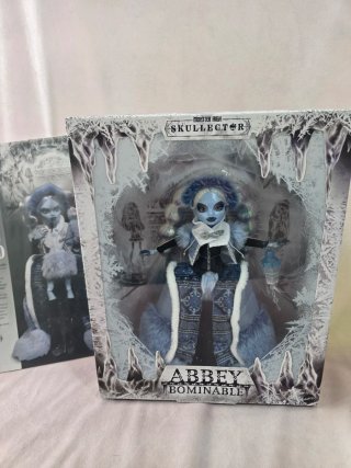 Muñeca Monster High Skullector Abbey Bominable