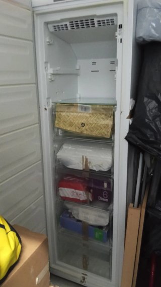 Congelador Vertical Indesit
