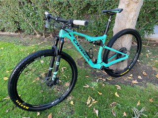 Bicicleta MTB Orbea Oiz M30 29 Carbono
