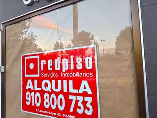 Local comercial en alquiler en Comillas en Madrid