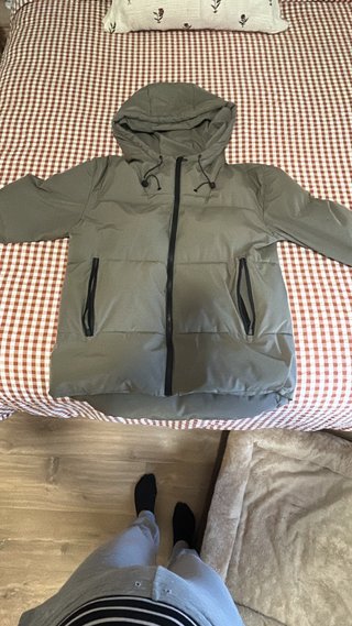 Cazadora plumón Zara verde oliva