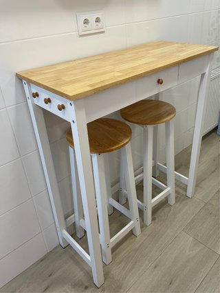 Mesa Alta de Cocina con 2 Taburetes