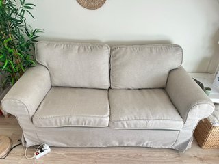 Sofá de 2 plazas beige