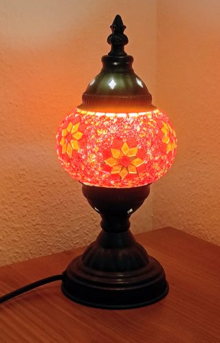 Lámpara de mesa estilo turco