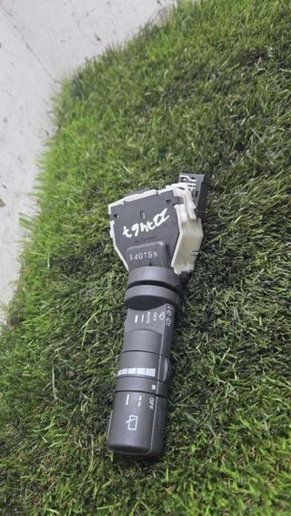 Nissan 227467 25260jd00a mando del limpia qashqai