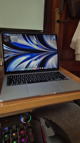Apple MacBook Air M4 13' 16GB/256 GB 2025