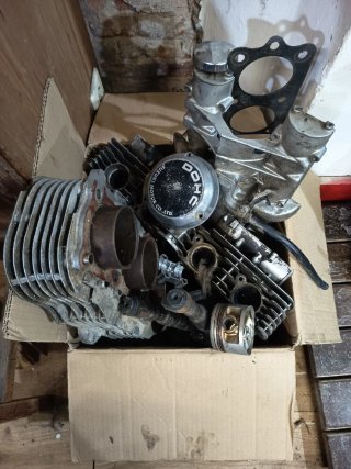 Motor Suzuki GS1000 Dunstall despiece