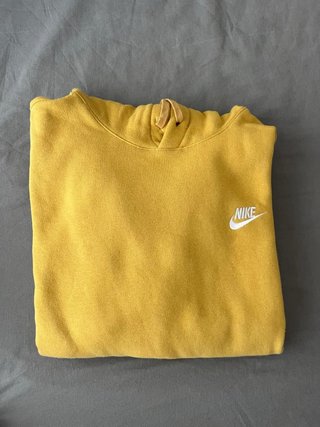 Sudadera Nike Amarilla. Unisex