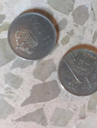 2 Monedas de 25 Pesetas