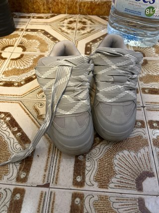 Zapatillas Deportivas Grises
