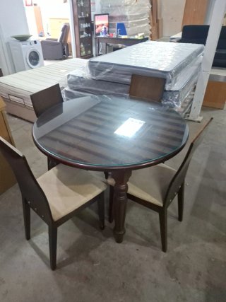 Mesa Redonda con 4sillas