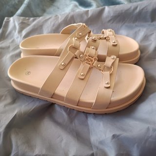 Sandalias Beige Talla 36