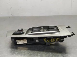 Mando elevalunas delantero izquierdo TOYOTA