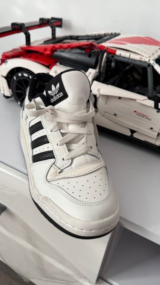Zapatillas Adidas Forum Low Blancas y Negras