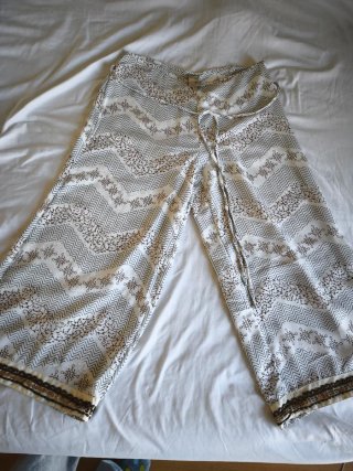 Pantalón de gasa estampado