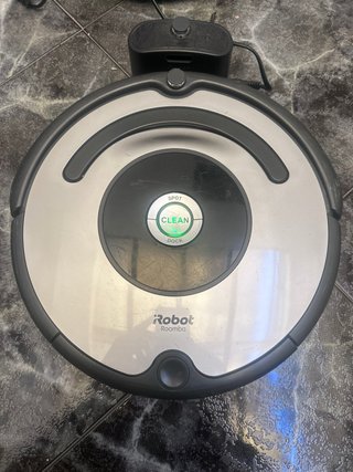 Robot Aspirador iRobot Roomba (leer anuncio bien)