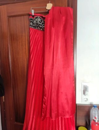 Vestido largo rojo de fiesta