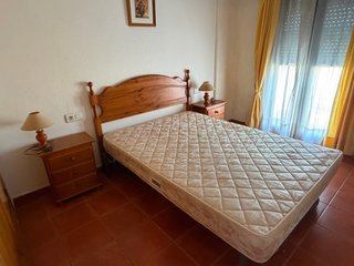 Habitación Completa: Cabecero 135 y 2 Mesitas