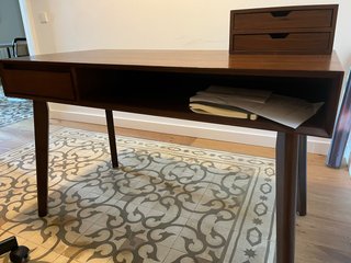 Escritorio de Madera de Nogal