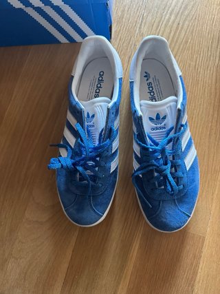 Zapatillas Adidas Gazelle Azul y Blanco
